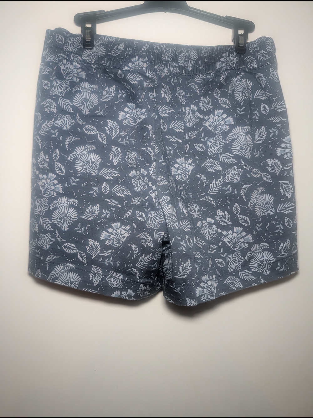JACHS Girlfriend Blue Floral Bermuda Shorts - Picture 3 of 10
